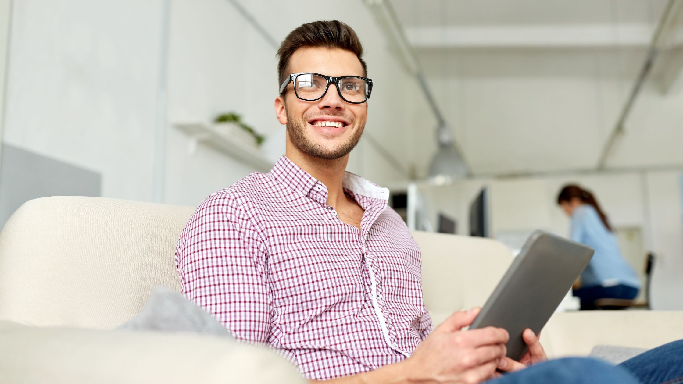 decision maker che si avvale di oxalys per avere un maggiore controllo sui fornitori e stipulare accordo quadro efficace