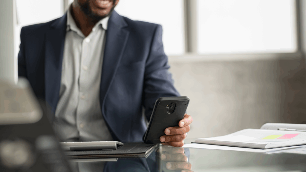 decision maker che utilizza app per gestione ordini oxalys