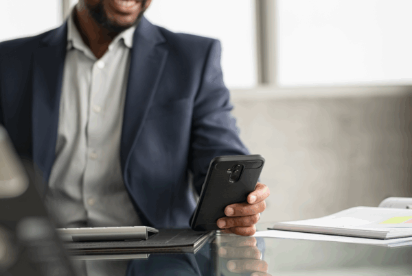 decision maker che utilizza app per gestione ordini oxalys